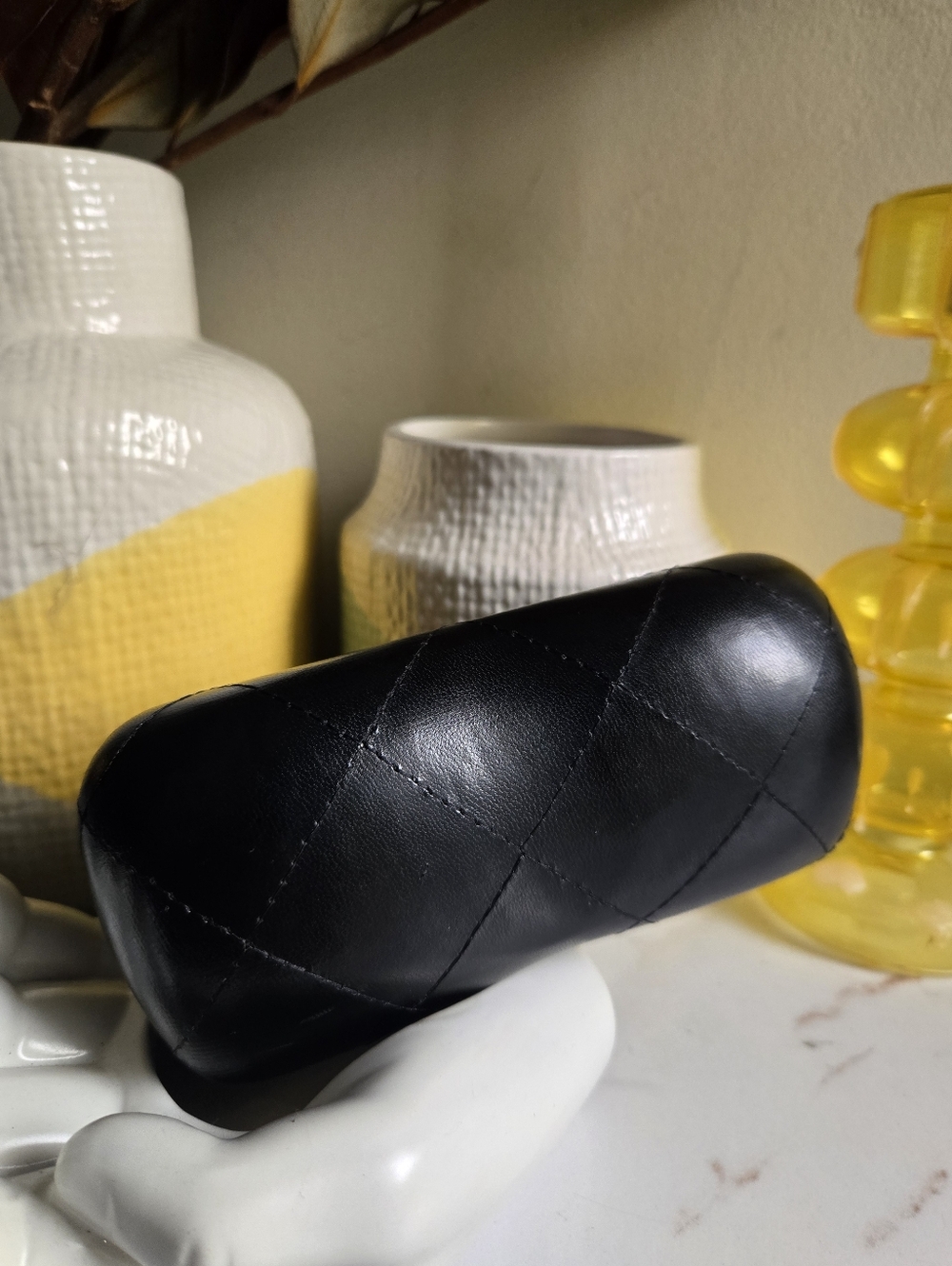 GUC Chanel Black Quilted Leather Sunglasses Case - Picture 4 of 9